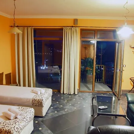Art House 3* Veliko Tárnovo