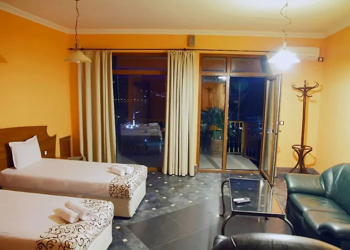 Art House 3* Veliko Tarnovo